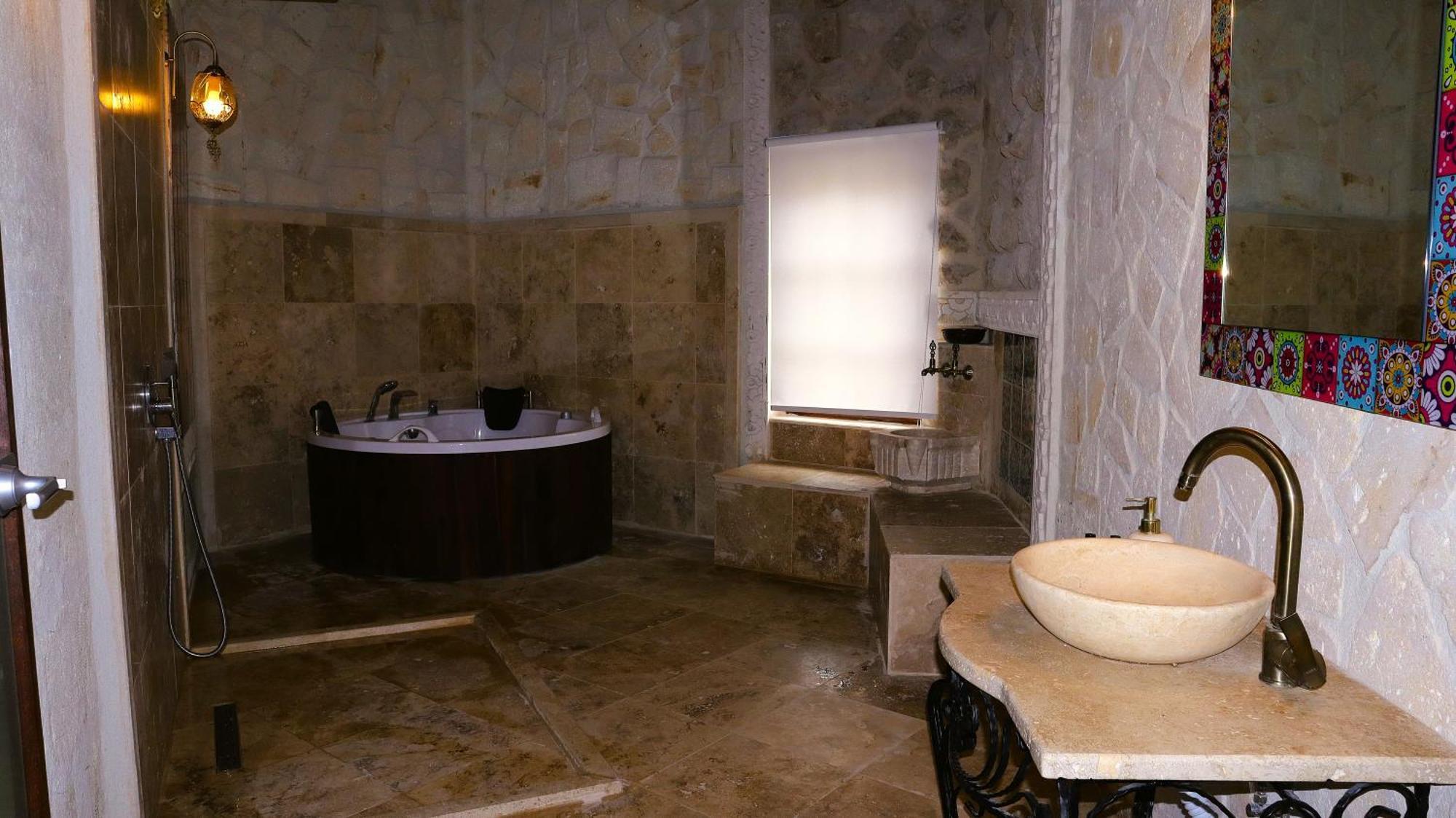 Zuemruetue Anka Cave Hotel Юргюп Екстериор снимка
