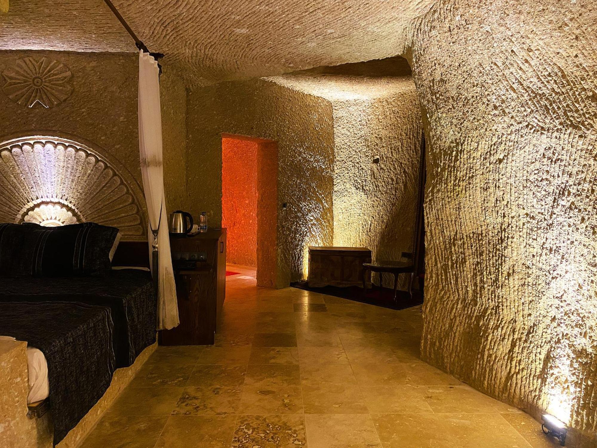 Zuemruetue Anka Cave Hotel Юргюп Екстериор снимка