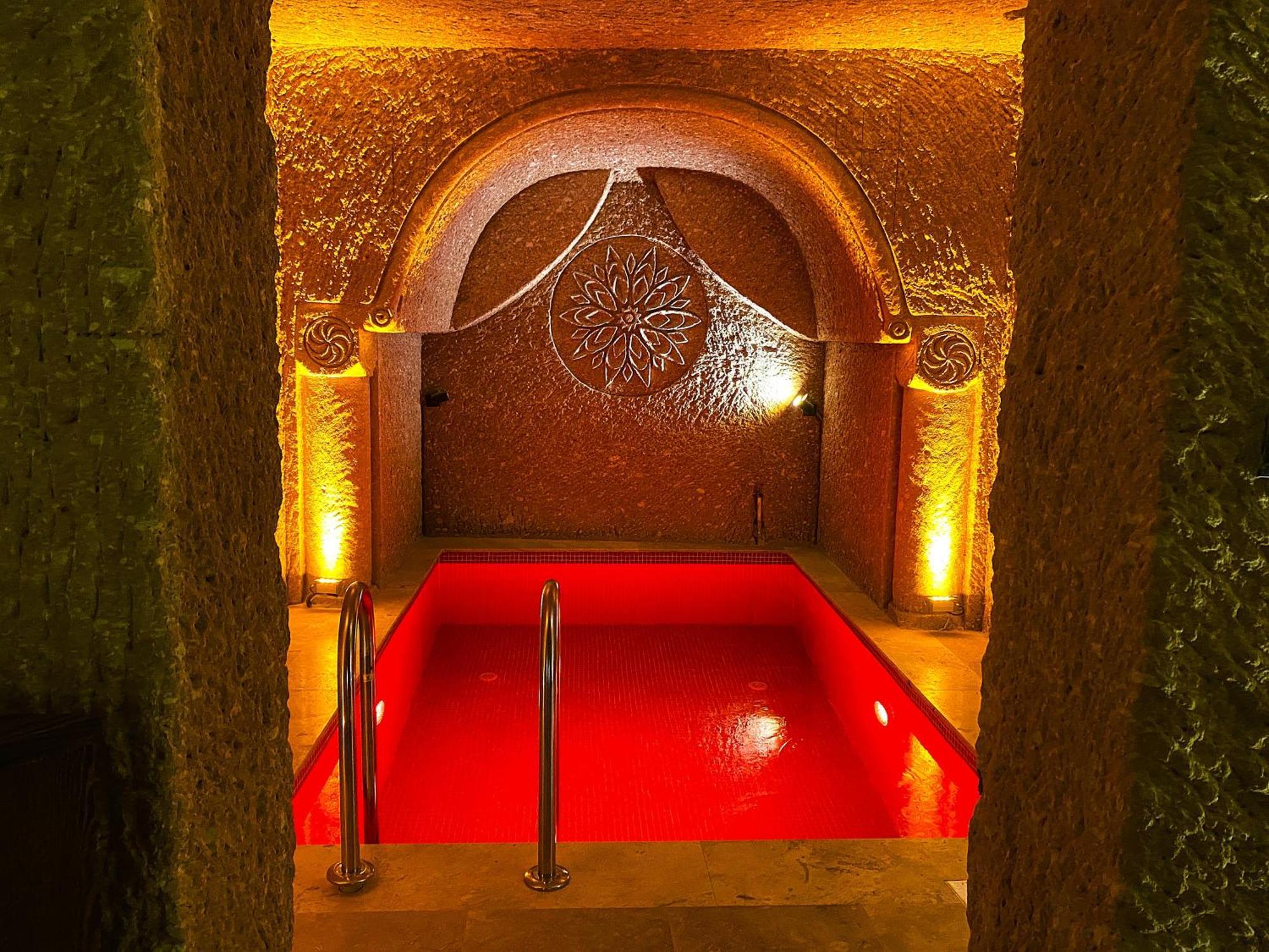 Zuemruetue Anka Cave Hotel Юргюп Екстериор снимка