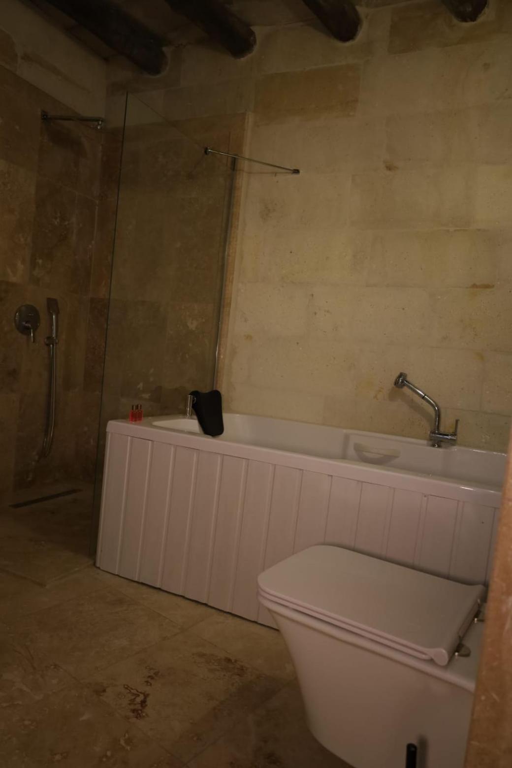 Zuemruetue Anka Cave Hotel Юргюп Екстериор снимка